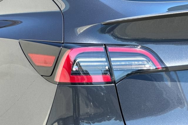 2024 Tesla Model Y Performance AWD