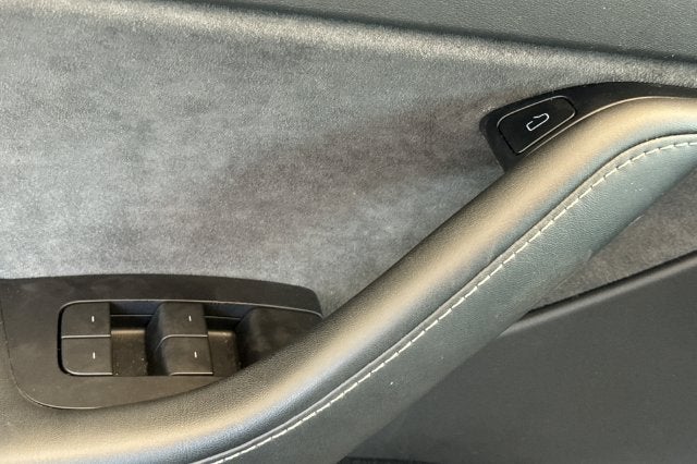 2022 Tesla Model Y Performance AWD