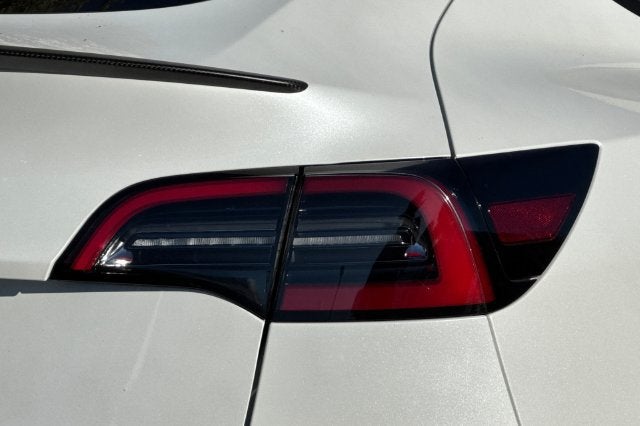 2022 Tesla Model Y Performance AWD