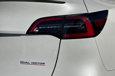 2022 Tesla Model Y Performance AWD