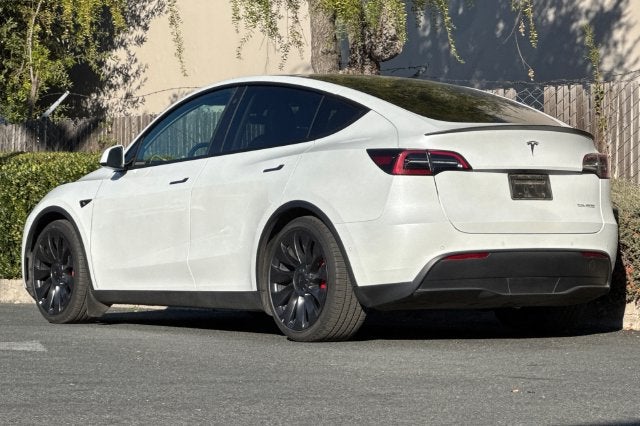 2022 Tesla Model Y Performance AWD