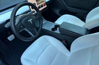 2023 Tesla Model Y Performance AWD