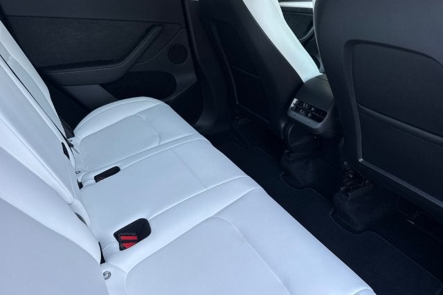 2023 Tesla Model Y Performance AWD