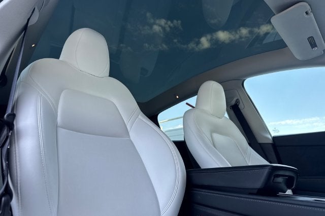 2023 Tesla Model Y Performance AWD
