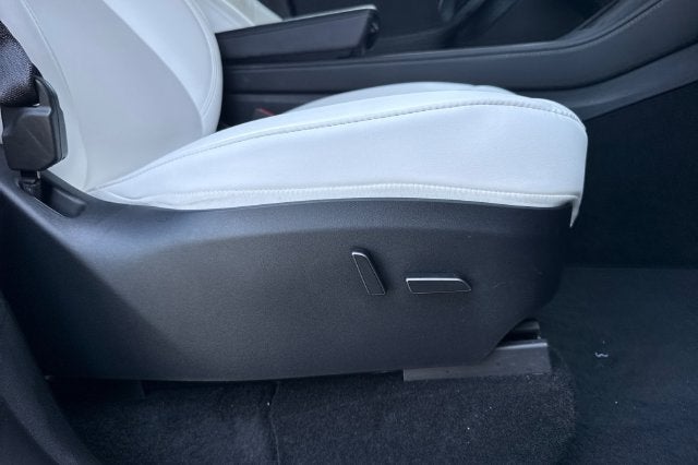 2023 Tesla Model Y Performance AWD
