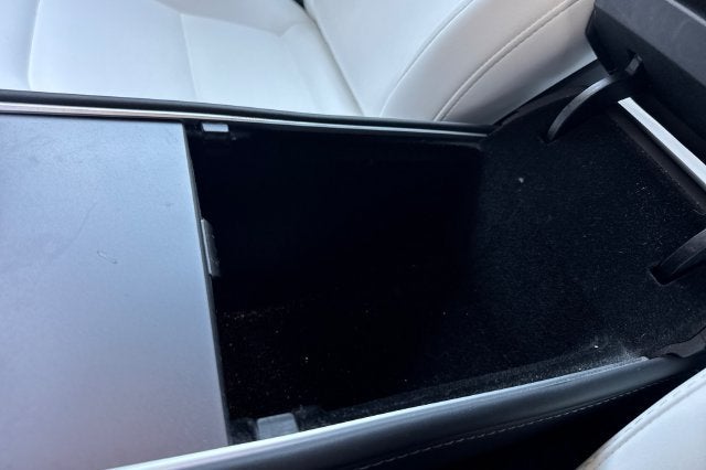 2023 Tesla Model Y Performance AWD