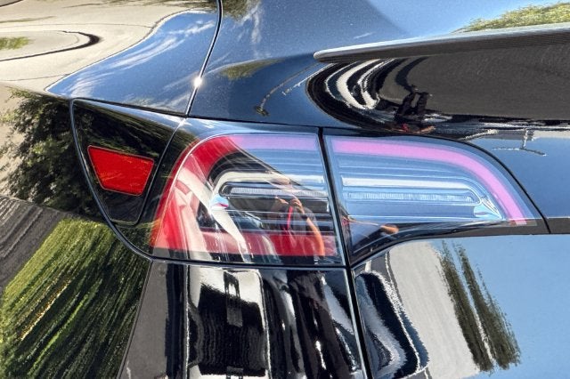 2023 Tesla Model Y Performance AWD