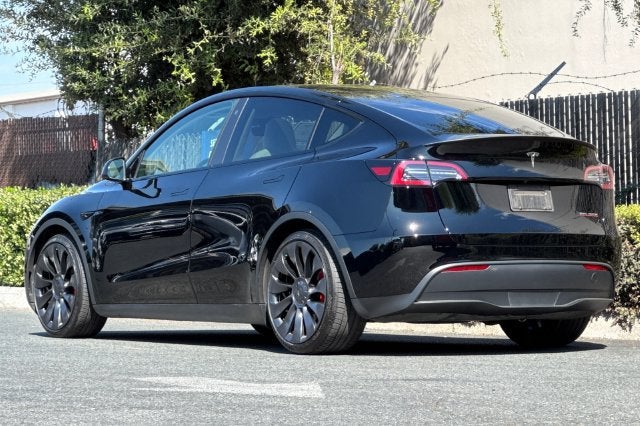 2023 Tesla Model Y Performance AWD