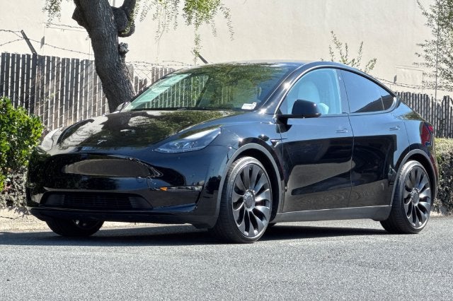 2023 Tesla Model Y Performance AWD