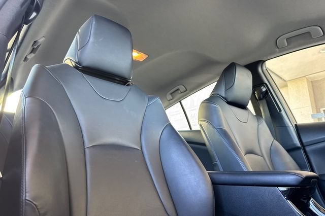 2019 Toyota Prius Prime Plus (Natl)