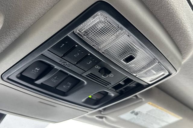 2019 Toyota 4Runner SR5 4WD (GS)