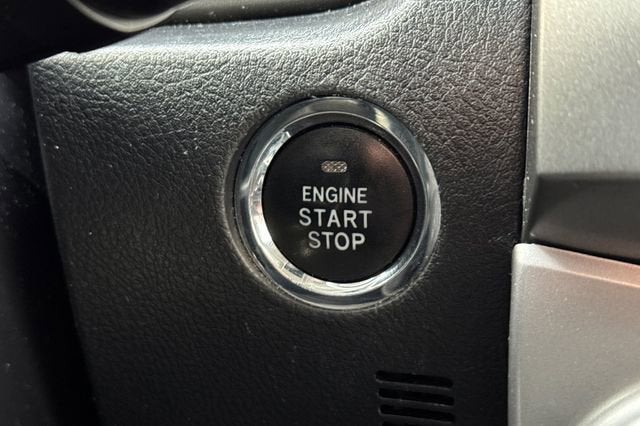 2019 Toyota 4Runner SR5 4WD (GS)