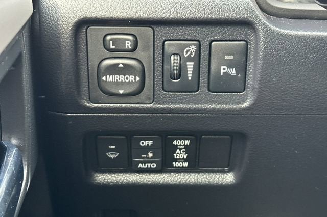 2019 Toyota 4Runner SR5 4WD (GS)