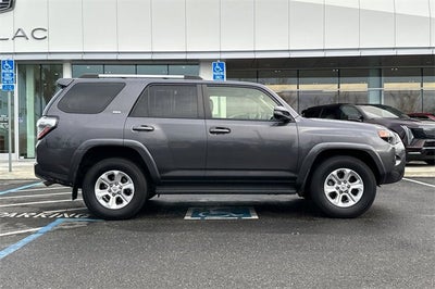 2022 Toyota 4Runner SR5 Premium 2WD (Natl)