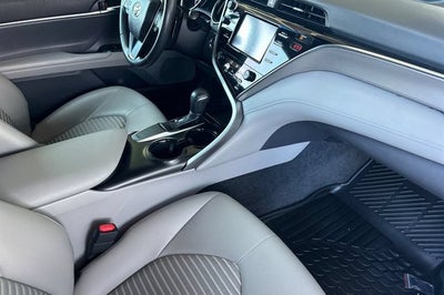 2018 Toyota Camry LE Auto (SE)