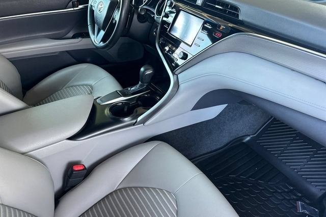 2018 Toyota Camry LE Auto (SE)