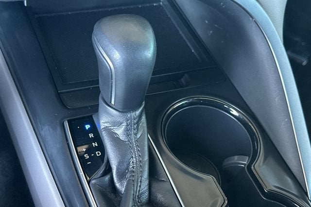 2018 Toyota Camry LE Auto (SE)