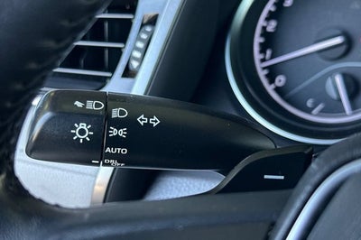 2018 Toyota Camry LE Auto (SE)
