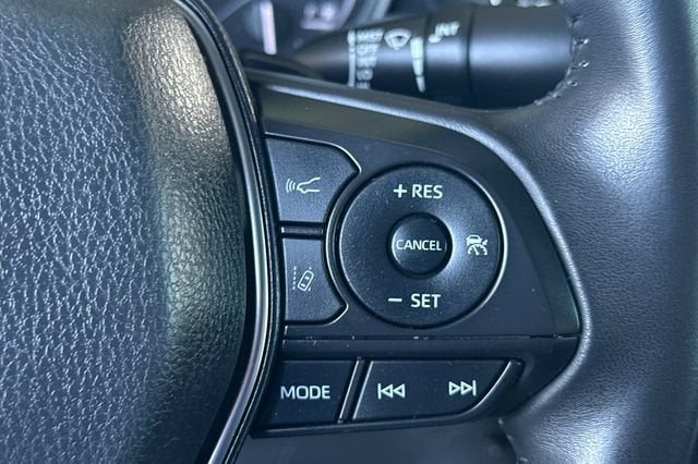 2018 Toyota Camry LE Auto (SE)