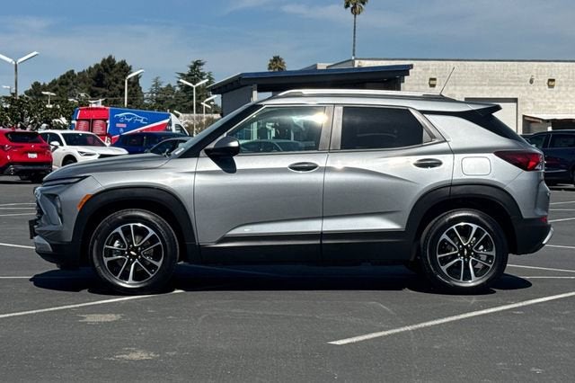 2026 Chevrolet Trailblazer FWD 4dr LT