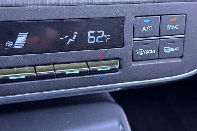 2024 Hyundai Kona Electric Limited FWD