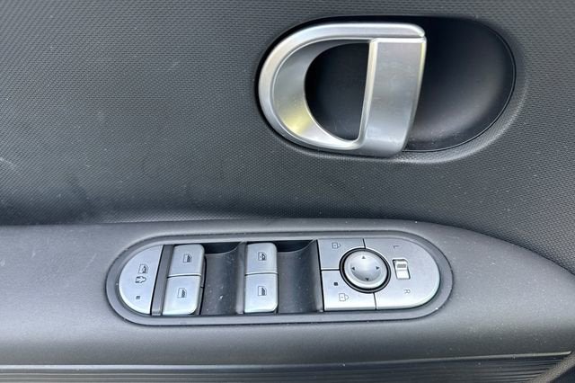 2024 Hyundai IONIQ 5 SE RWD