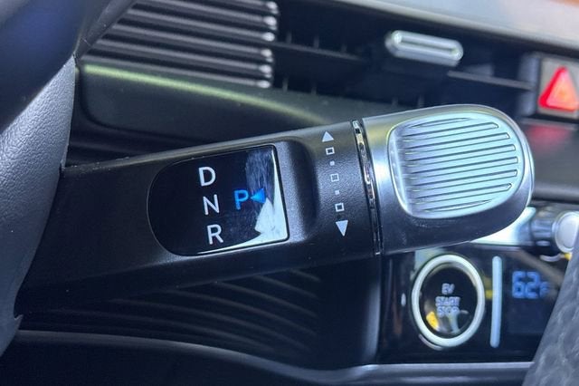 2024 Hyundai IONIQ 5 SEL RWD