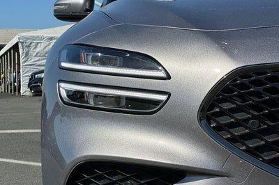 2023 Genesis G70 2.0T RWD