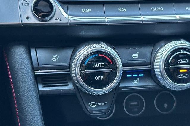 2023 Genesis G70 2.0T RWD