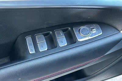2023 Genesis G70 2.0T RWD
