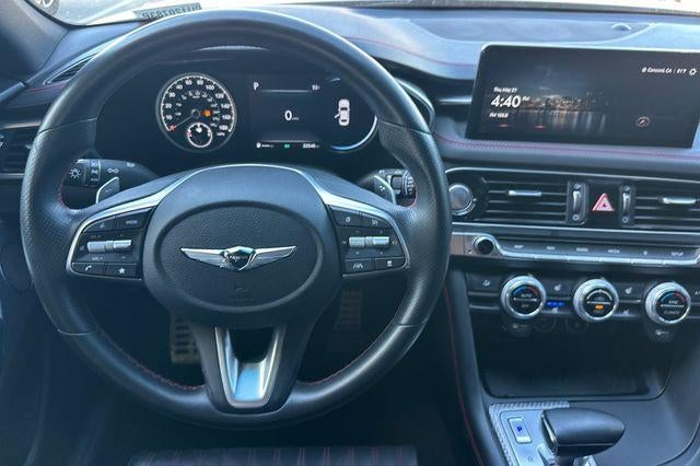 2023 Genesis G70 2.0T RWD