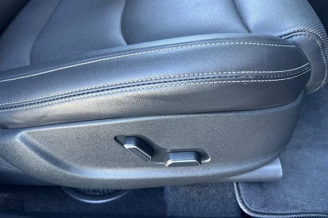 2025 Genesis GV70 2.5T AWD