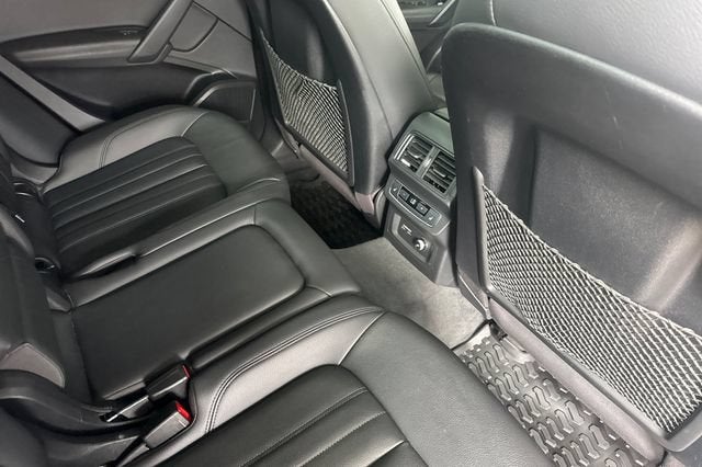 2020 Audi Q5 Premium Plus 55 TFSI e quattro