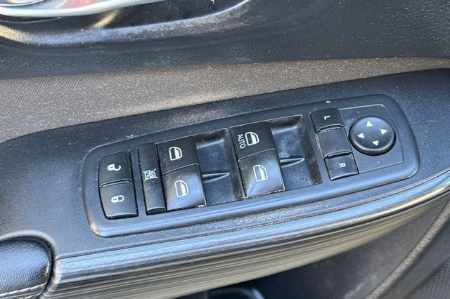 2017 Jeep Cherokee Sport