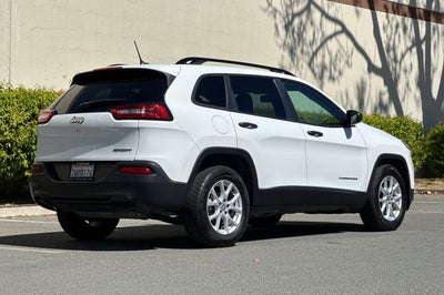 2017 Jeep Cherokee Sport