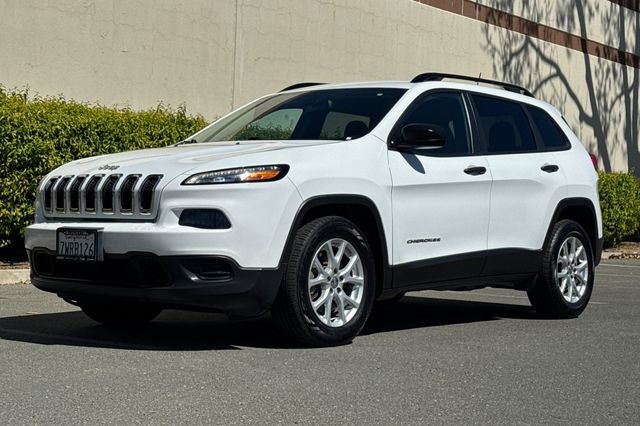 2017 Jeep Cherokee Sport