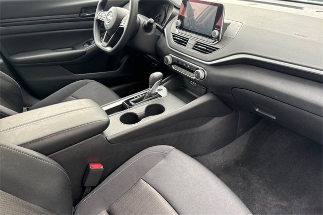 2025 Nissan Altima S