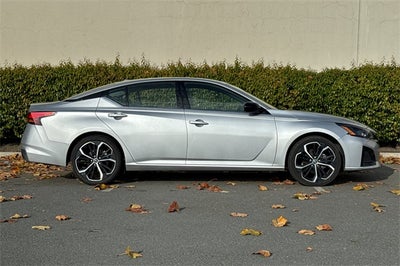 2023 Nissan Altima 2.5 SR SR