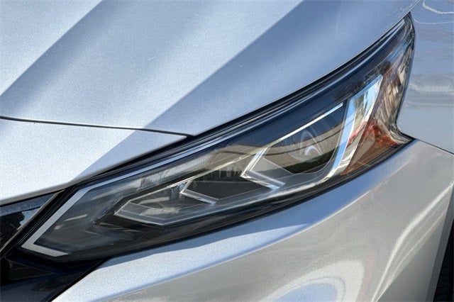 2021 Nissan Altima 2.5 SR SR FWD