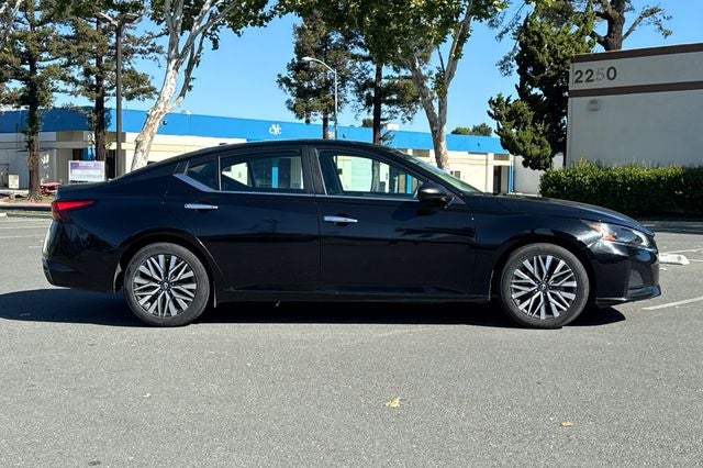 2024 Nissan Altima 2.5 SV SV