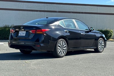 2024 Nissan Altima 2.5 SV SV