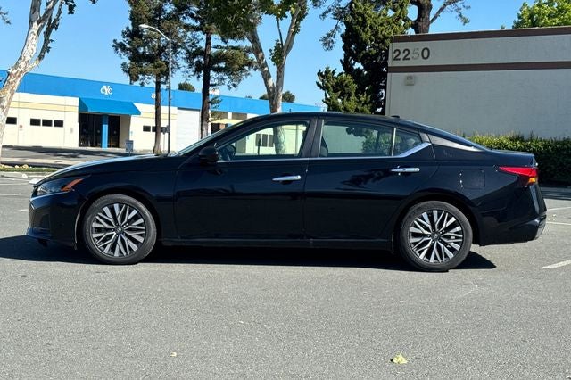 2024 Nissan Altima 2.5 SV SV