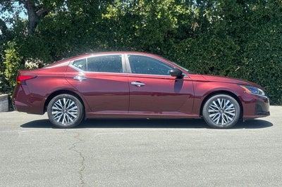 2025 Nissan Altima 2.5 SV 2.5 SV