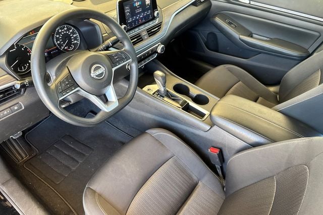 2025 Nissan Altima 2.5 SV SV