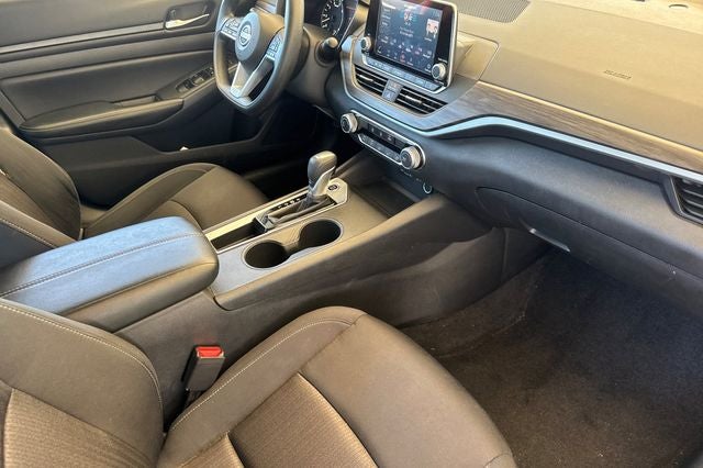 2025 Nissan Altima 2.5 SV SV