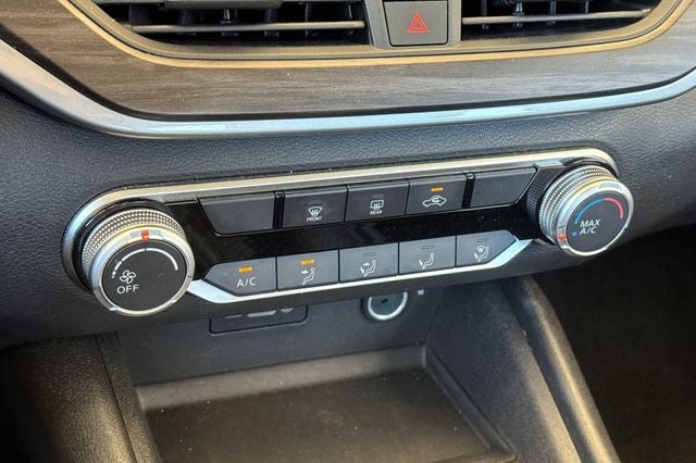 2025 Nissan Altima 2.5 SV SV