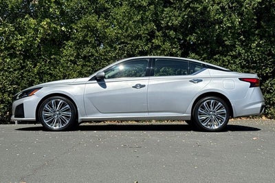 2023 Nissan Altima 2.5 SL