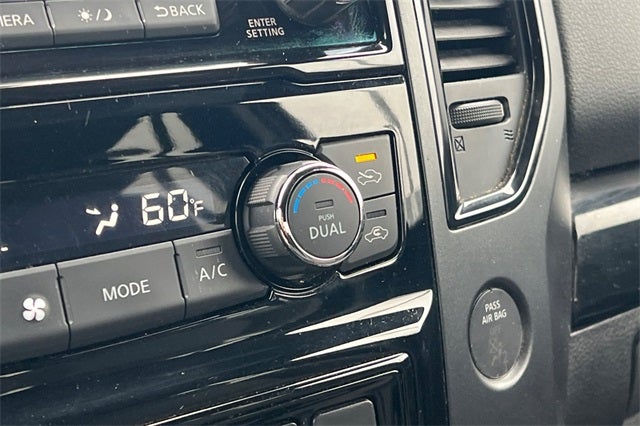 2023 Nissan Titan SV SV 2WD