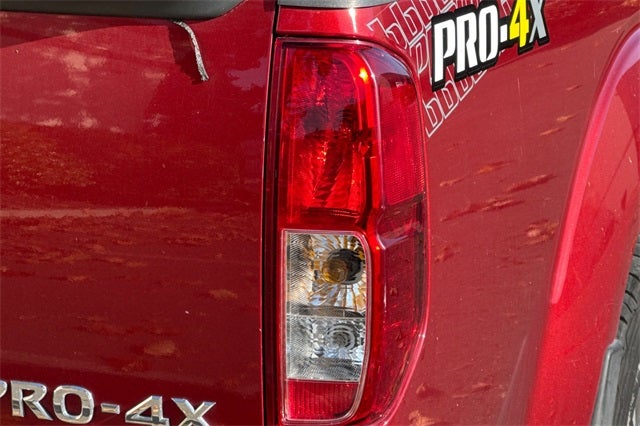 2015 Nissan Frontier PRO-4X PRO-4X