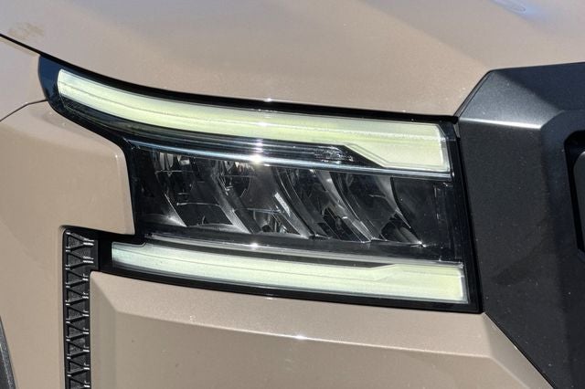 2023 Nissan Frontier PRO-X